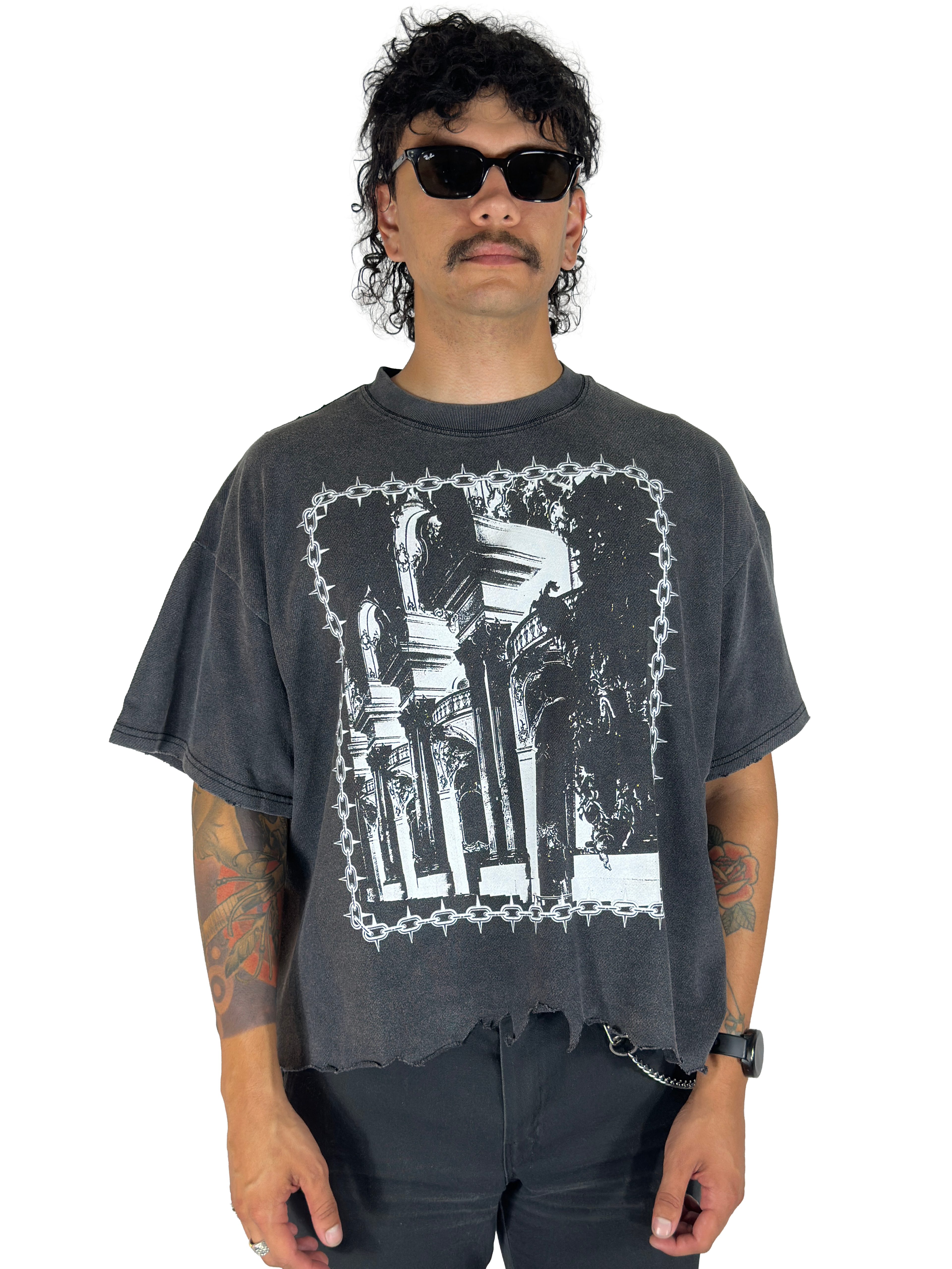 THE AUDIENCE BOXY RAW HEM TEE IN CHARCOAL